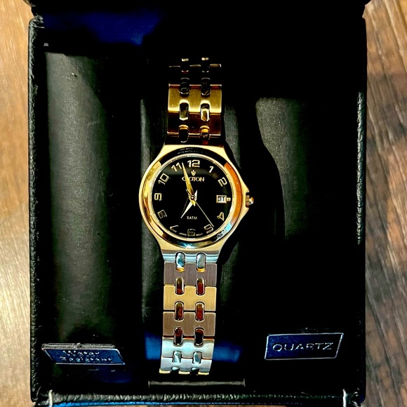 Croton Accessories - CROTON Ladies Gold Watch NWOT